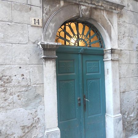 סנג' Apartment Eleonora מראה חיצוני תמונה