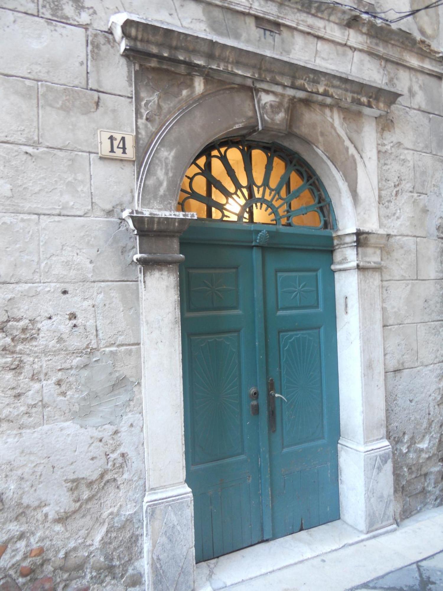 סנג' Apartment Eleonora מראה חיצוני תמונה
